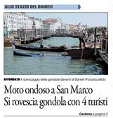 Gondola rovesciata a San Marco // da Il Gazzettino di venezia